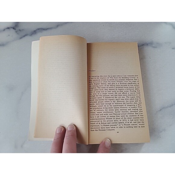 Far From The Madding Crowd By Thomas Hardy Paperback - Picture 5 of 10